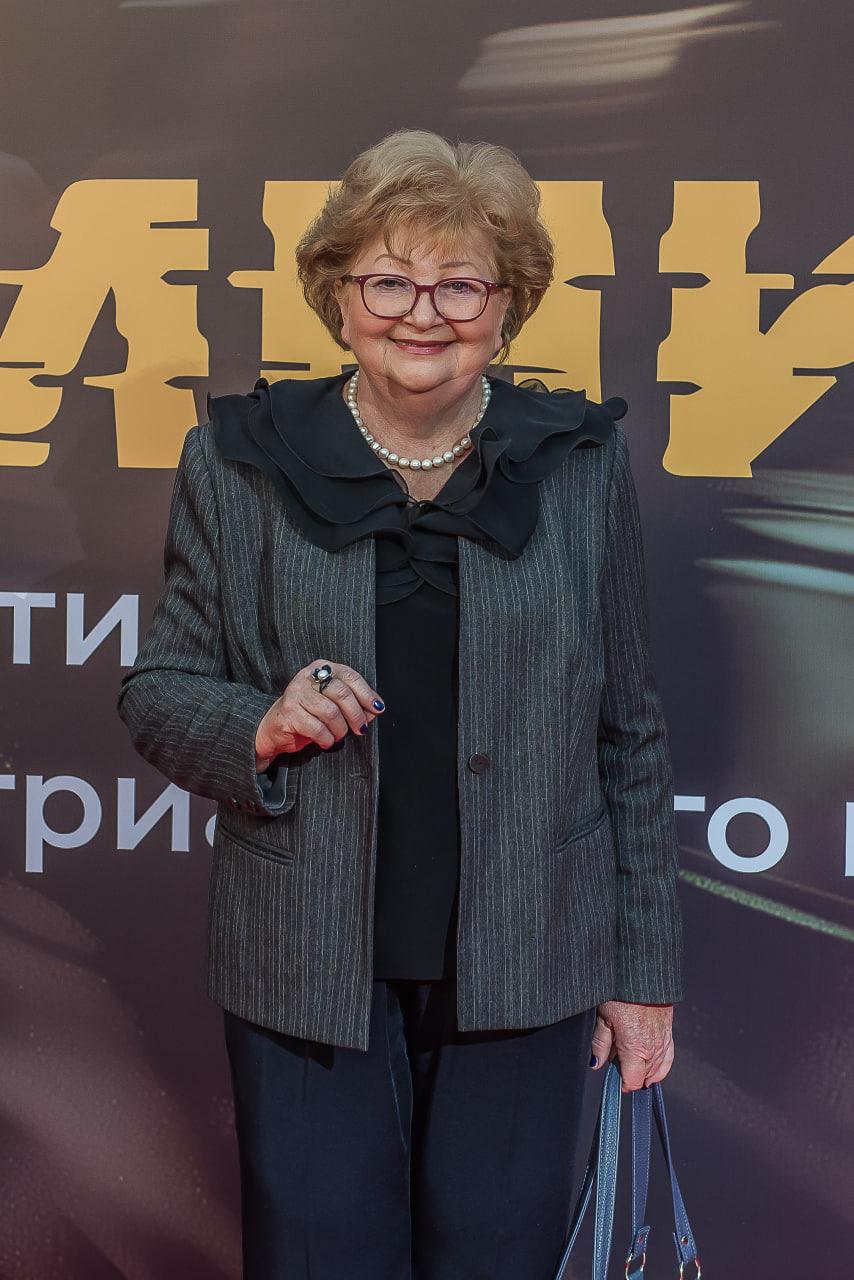 Фото «Красная дорожка и звездный гость – Михаил Тройник»: фестиваль научного и индустриального кино «Кремний» открылся в Новосибирске – ФОТОРЕПОРТАЖ 6